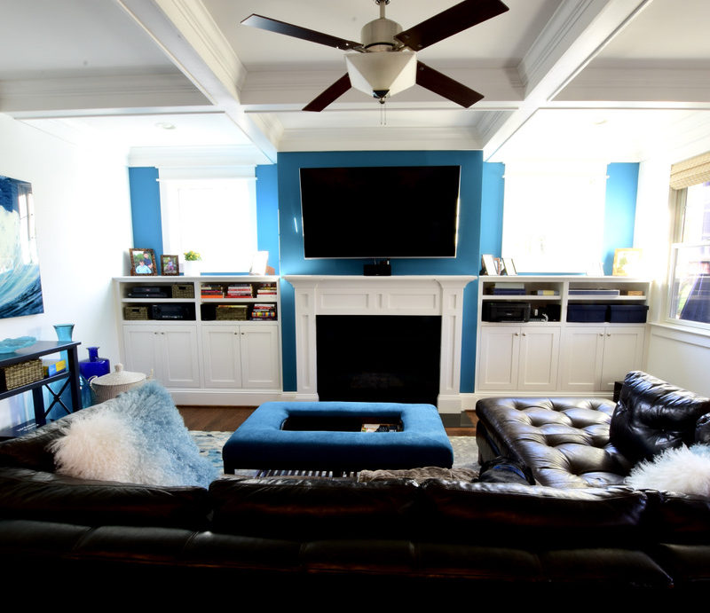 Before/After :: A Coastal Vibe in the Family Room