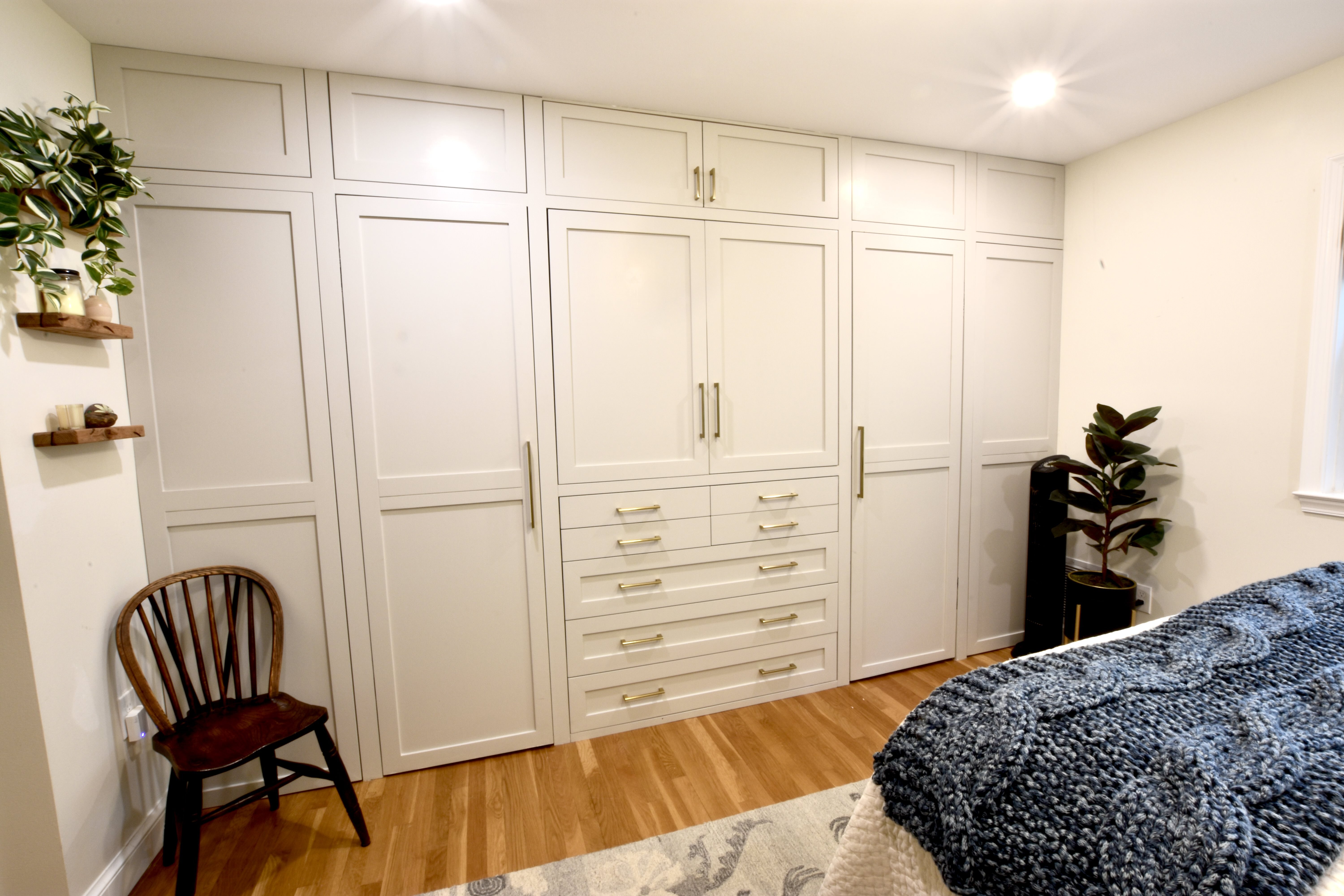 Before/After :: A Primary Suite and its Genius Storage